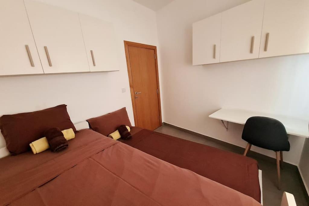 Апартаменти Cozy Inside.City & Beach Outside Сліма Екстер'єр фото